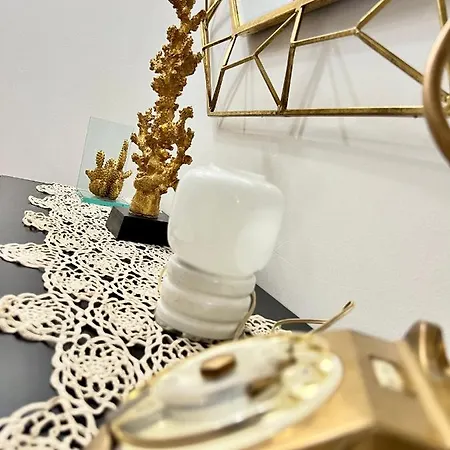 Art Of Luxury & Design House 아파트